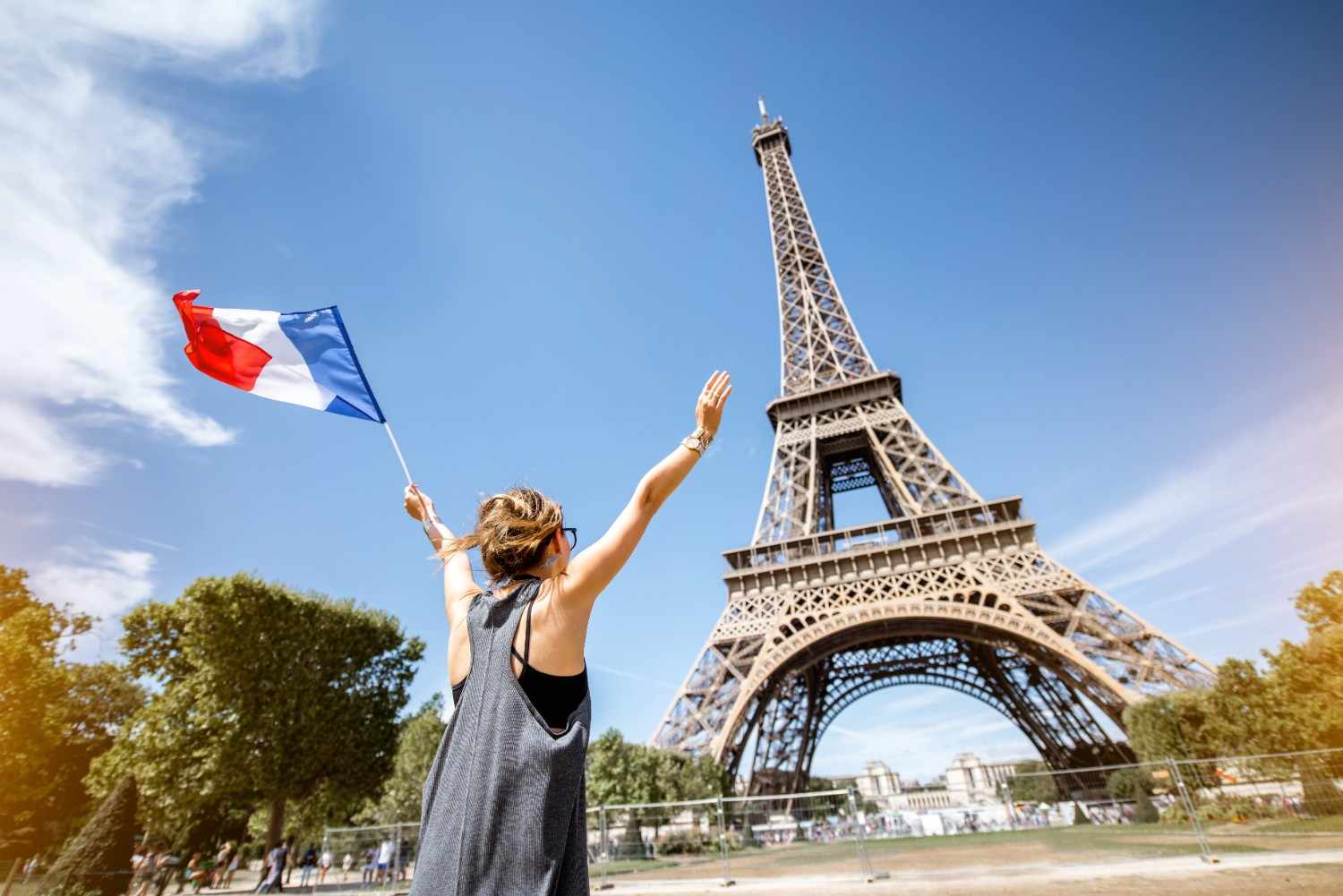 Titre de séjour en France : le guide complet 2025