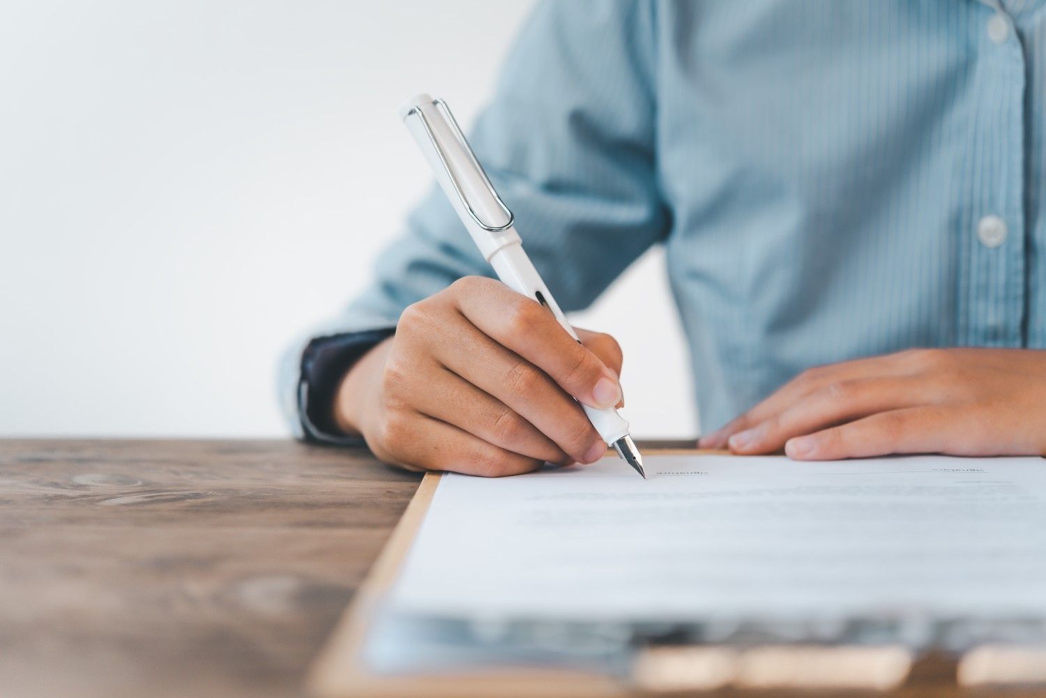 Comment faire une demande d'autorisation de travail pour un salarié étranger ?