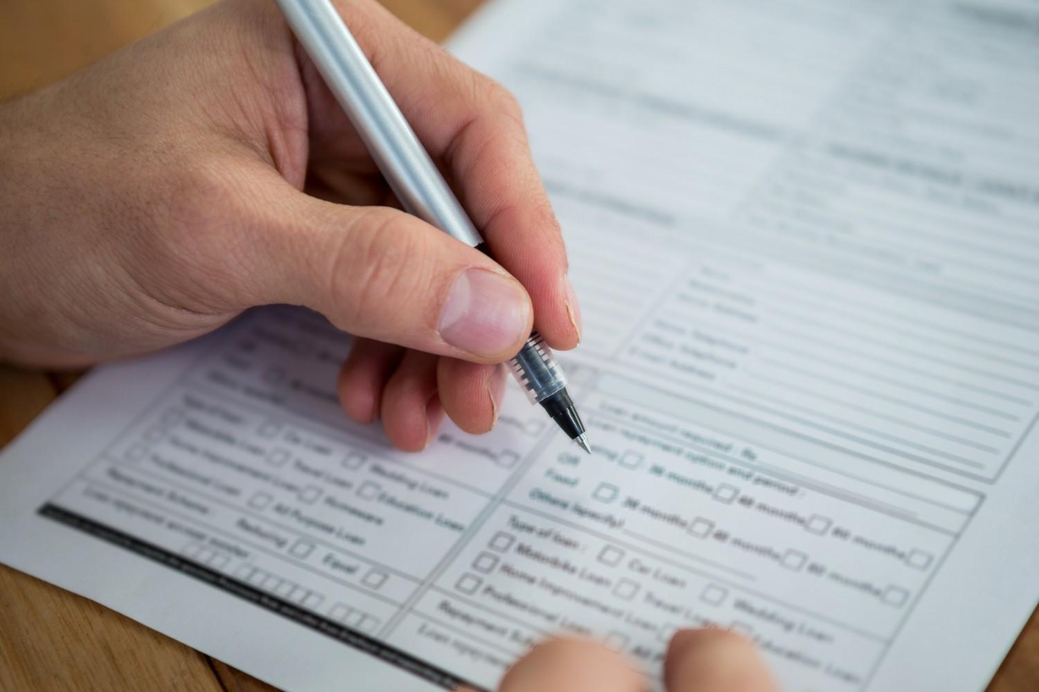 Renouvellement d'un titre de séjour pour étranger : démarches et conseils pratiques