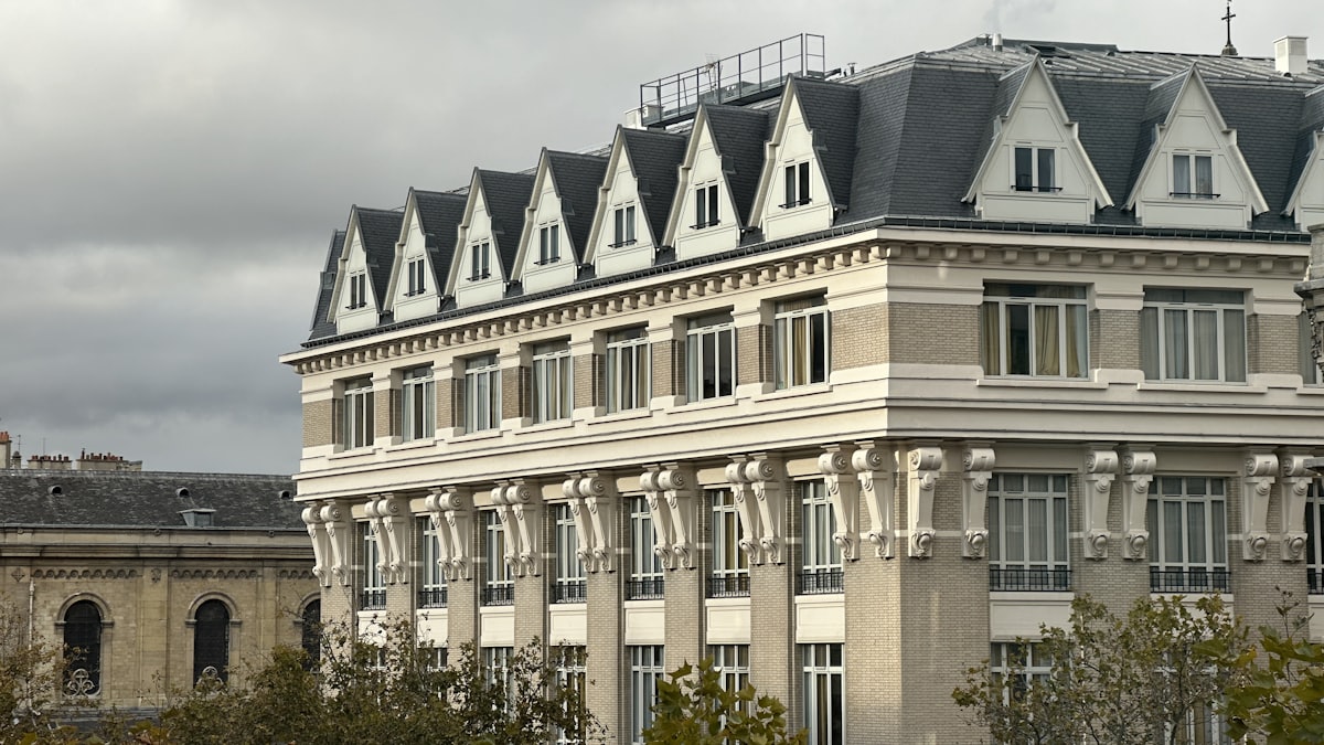 Renouvellement de votre titre de séjour à Paris : toutes les étapes pour ne rien oublier